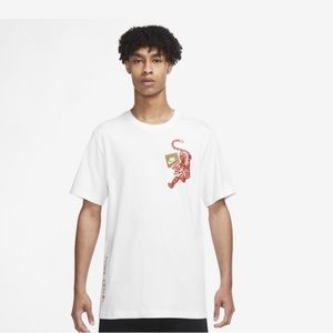 Nike [XL] Crewneck Graphic White Tee